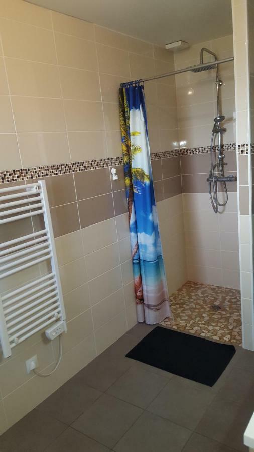 Montfaucon  Villa Du Pic Vert 105M2 , 4 Chambres De Plain-Pied Avec Piscine A Montfaucon מראה חיצוני תמונה