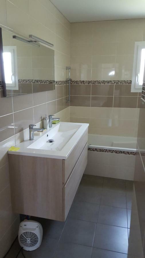 Montfaucon  Villa Du Pic Vert 105M2 , 4 Chambres De Plain-Pied Avec Piscine A Montfaucon מראה חיצוני תמונה